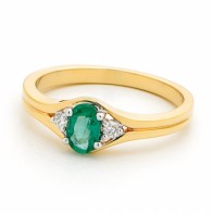 9Ct Yellow Gold Oval Emerald & Diamond Ring