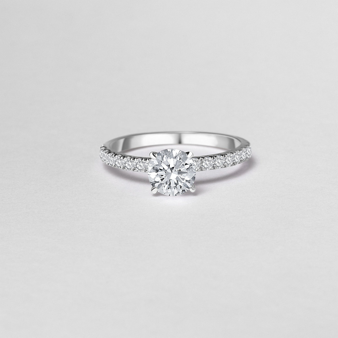The Willa - Round Brilliant Cut Diamond Cluster Ring