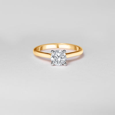 The Luna - Round Brilliant Cut Diamond Ring