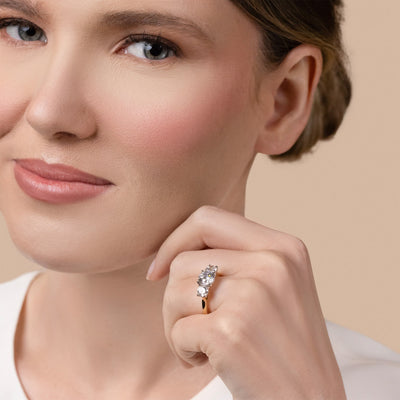 The Ophelia - Round Brilliant Cut Diamond Three Stone Ring
