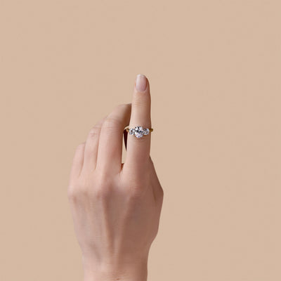 The Vivienne - Oval & Round Brilliant Cut Diamond Three Stone Ring