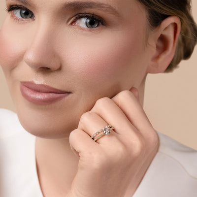 The Helena - Round Brilliant Cut Diamond Ring